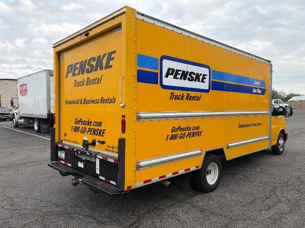 Light Duty Box Truck-Light and Medium Duty Trucks-GMC-2022-Savana G33903-Gahanna-OH-97,563\n\t\tmiles-$ 27,250 - Image 13