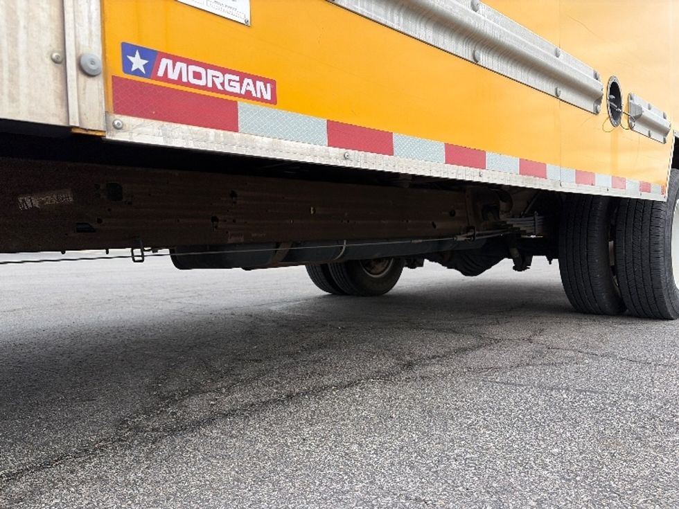 Light Duty Box Truck-Light and Medium Duty Trucks-GMC-2022-Savana G33903-Gahanna-OH-97,563\n\t\tmiles-$ 27,250 - Image 5