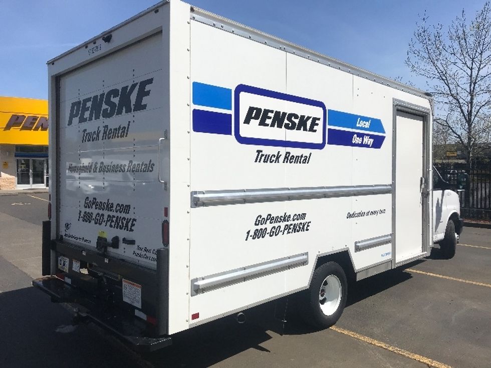 Light Duty Box Truck-Light and Medium Duty Trucks-GMC-2022-Savana G33903-Gainesville-GA-27,730\n\t\tmiles-$ 55,000 - Image 12