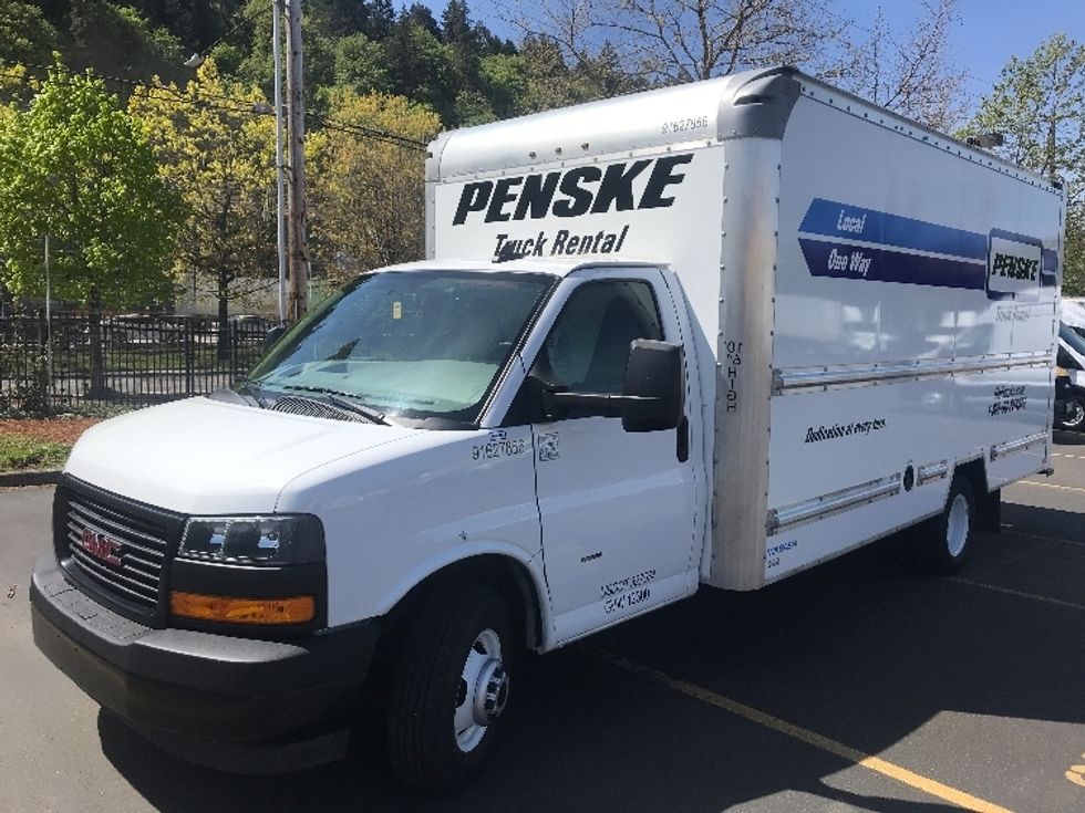 Light Duty Box Truck-Light and Medium Duty Trucks-GMC-2022-Savana G33903-Gainesville-GA-27,730\n\t\tmiles-$ 55,000 - Image 3