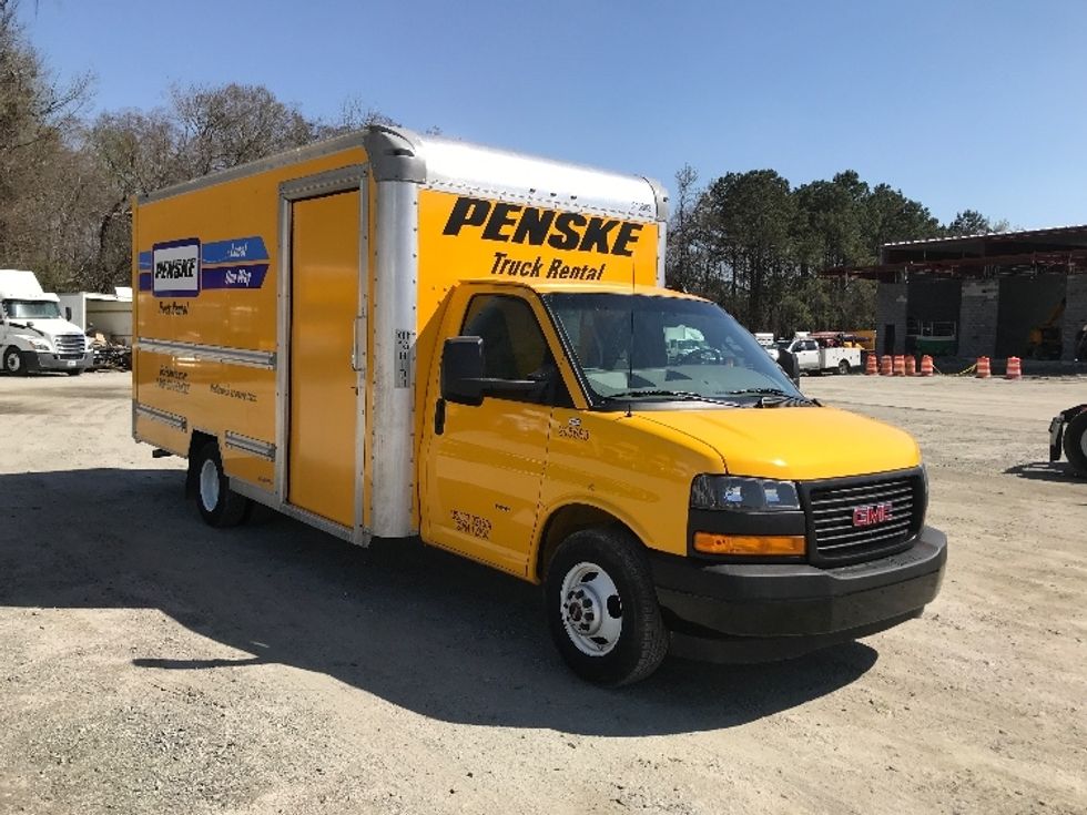 Light Duty Box Truck-Light and Medium Duty Trucks-GMC-2022-Savana G33903-Garden City-GA-42,158\n\t\tmiles-$ 39,750 - Image 1