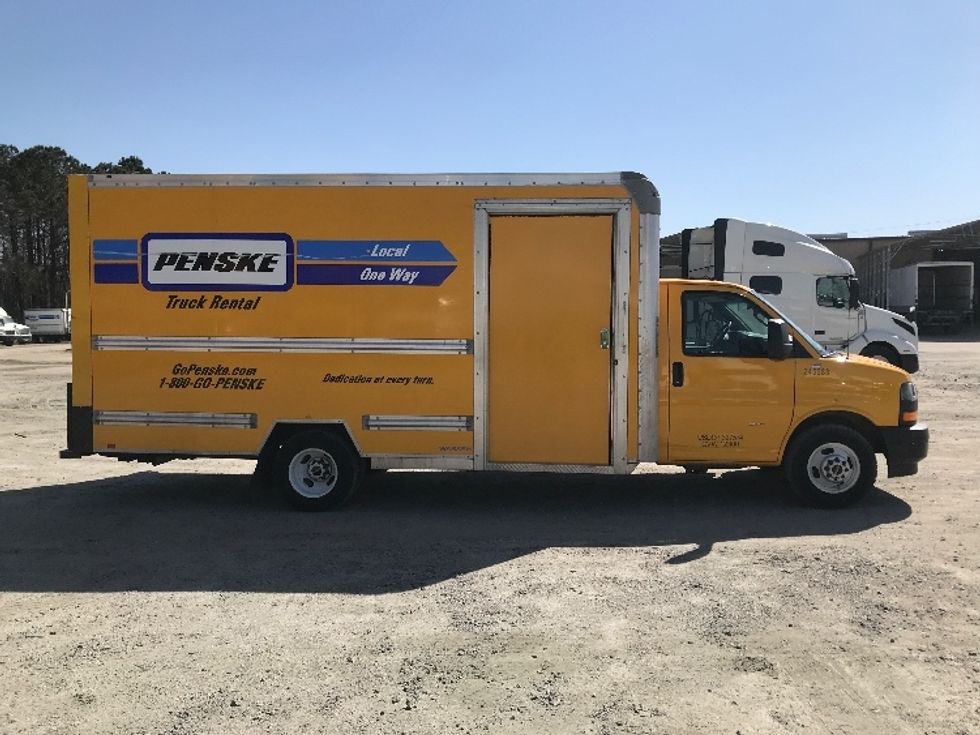 Light Duty Box Truck-Light and Medium Duty Trucks-GMC-2022-Savana G33903-Garden City-GA-42,158\n\t\tmiles-$ 39,750 - Image 15