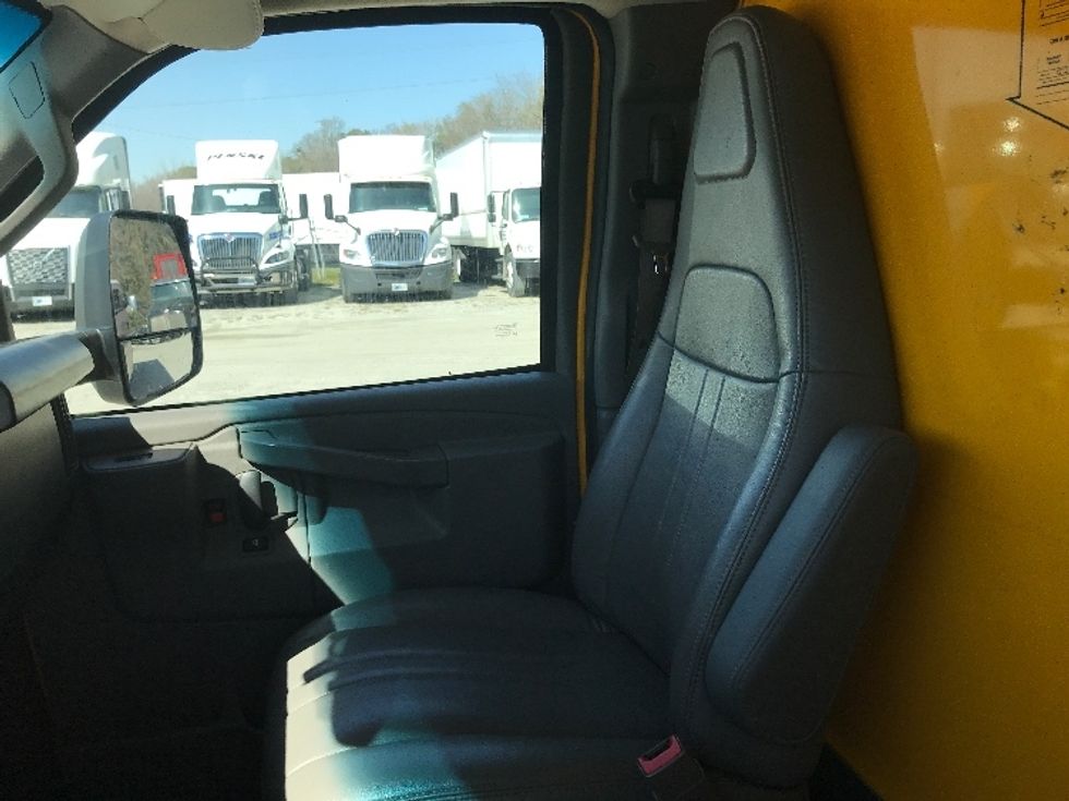 Light Duty Box Truck-Light and Medium Duty Trucks-GMC-2022-Savana G33903-Garden City-GA-42,158\n\t\tmiles-$ 39,750 - Image 19