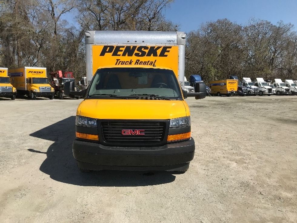 Light Duty Box Truck-Light and Medium Duty Trucks-GMC-2022-Savana G33903-Garden City-GA-42,158\n\t\tmiles-$ 39,750 - Image 2