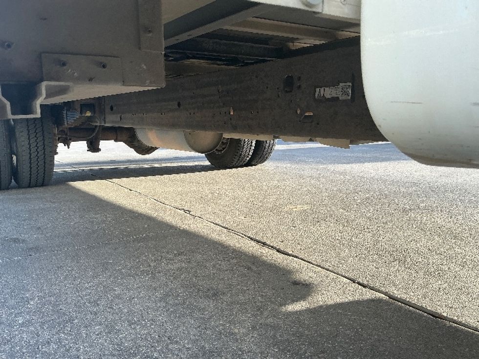 Light Duty Box Truck-Light and Medium Duty Trucks-GMC-2022-Savana G33903-Garland-TX-42,171\n\t\tmiles-$ 42,250 - Image 14