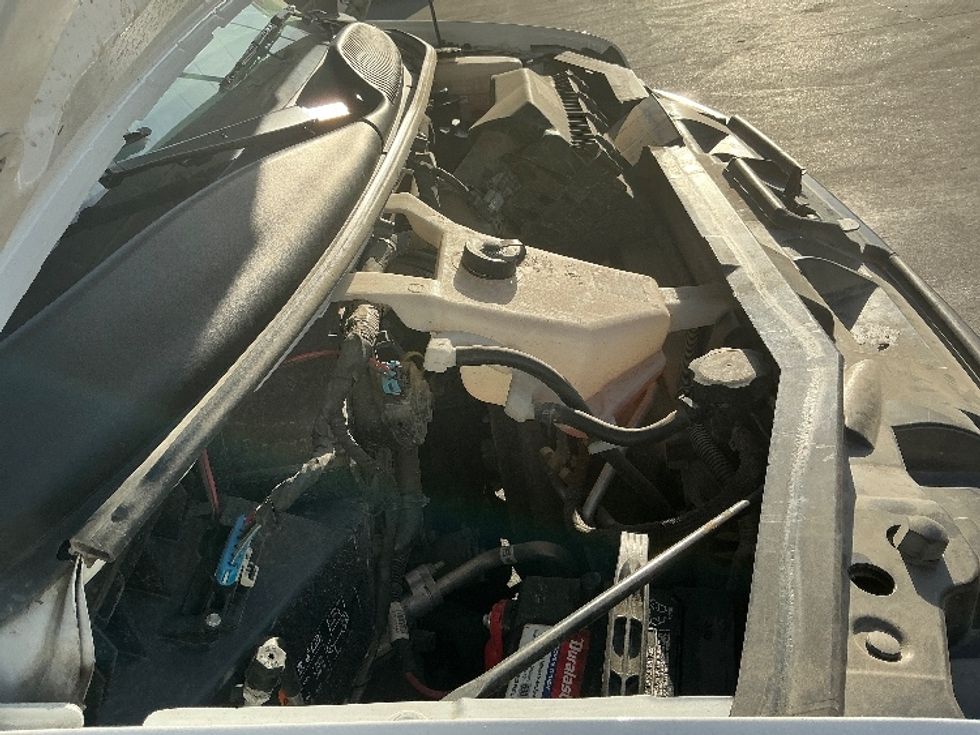 Light Duty Box Truck-Light and Medium Duty Trucks-GMC-2022-Savana G33903-Garland-TX-42,171\n\t\tmiles-$ 42,250 - Image 23