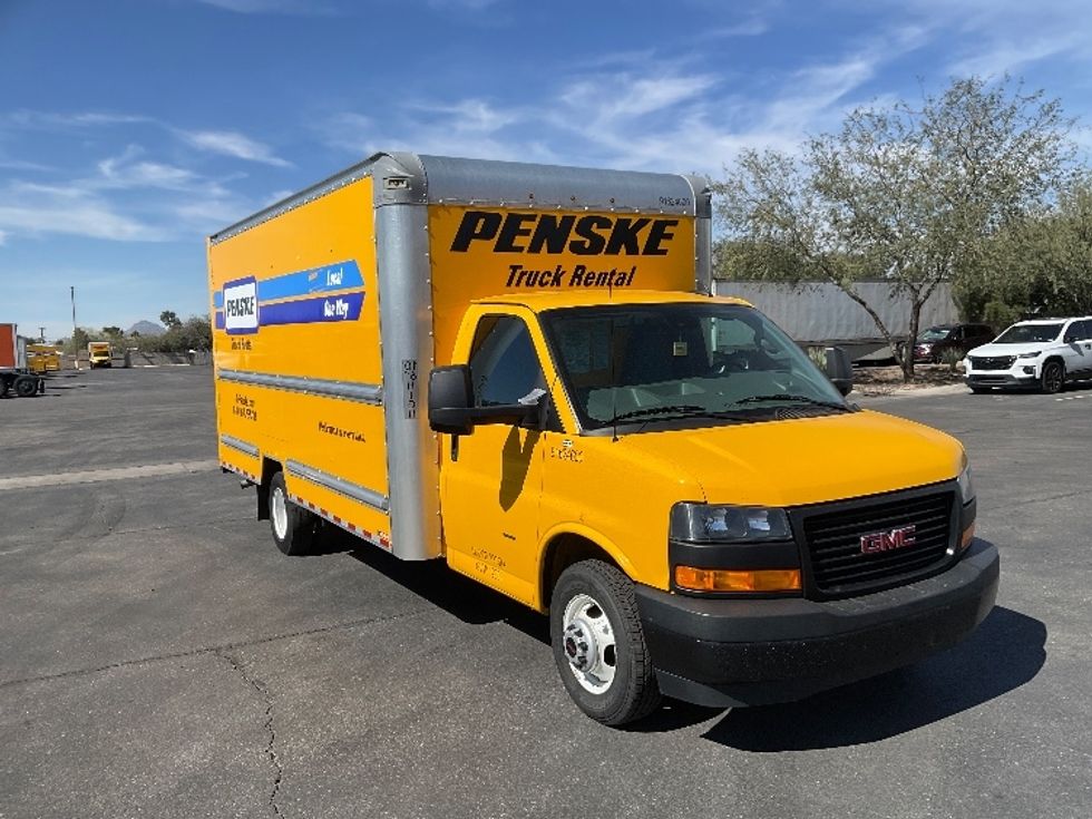 Light Duty Box Truck-Light and Medium Duty Trucks-GMC-2022-Savana G33903-Goodyear-AZ-122,823\n\t\tmiles-$ 26,000 - Image 1