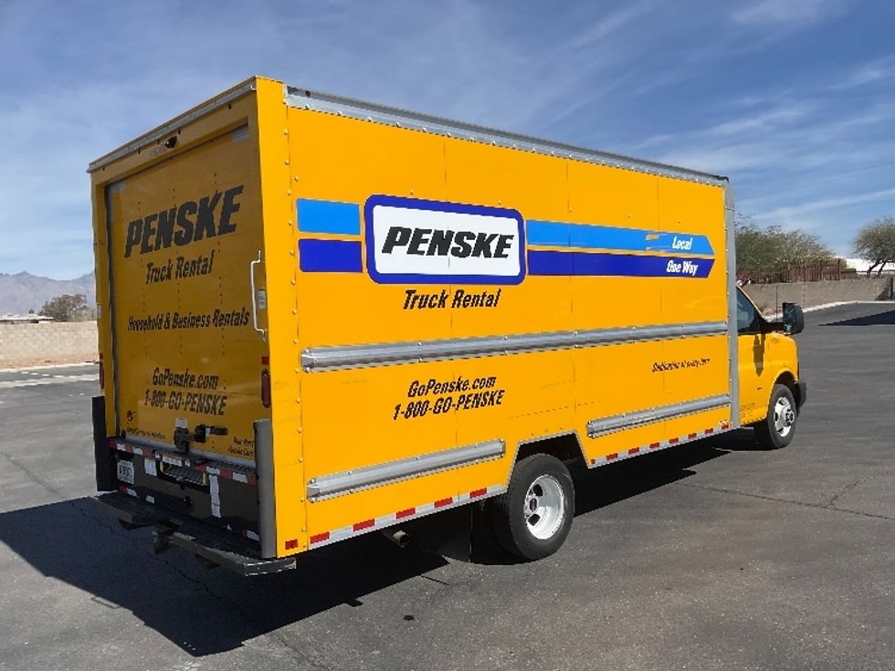 Light Duty Box Truck-Light and Medium Duty Trucks-GMC-2022-Savana G33903-Goodyear-AZ-122,823\n\t\tmiles-$ 26,000 - Image 13