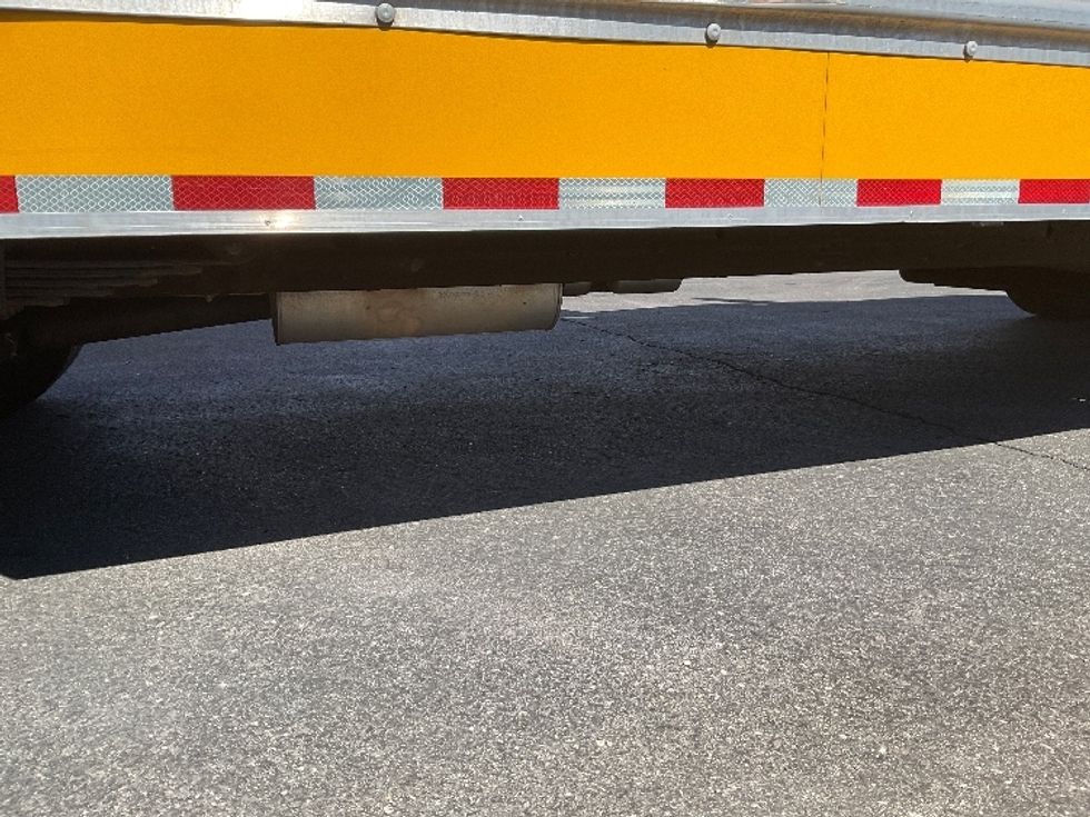 Light Duty Box Truck-Light and Medium Duty Trucks-GMC-2022-Savana G33903-Goodyear-AZ-122,823\n\t\tmiles-$ 26,000 - Image 14