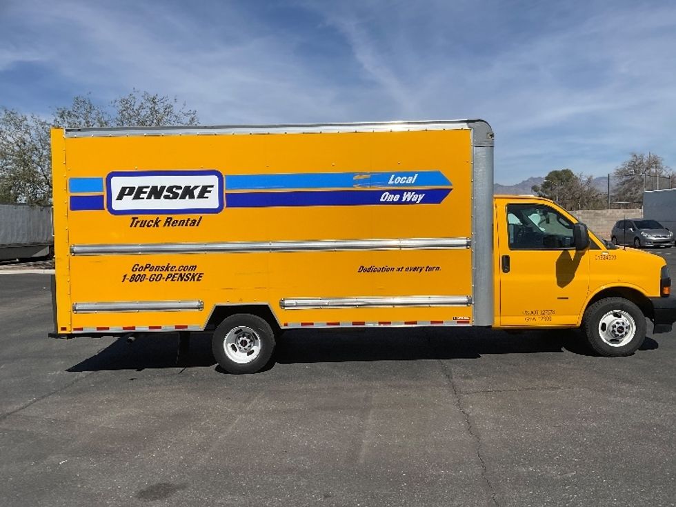 Light Duty Box Truck-Light and Medium Duty Trucks-GMC-2022-Savana G33903-Goodyear-AZ-122,823\n\t\tmiles-$ 26,000 - Image 15