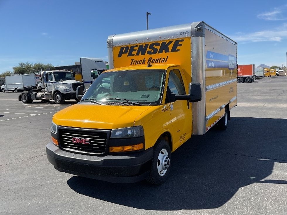 Light Duty Box Truck-Light and Medium Duty Trucks-GMC-2022-Savana G33903-Goodyear-AZ-122,823\n\t\tmiles-$ 26,000 - Image 3
