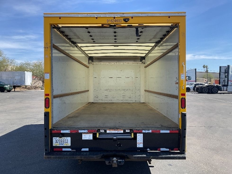 Light Duty Box Truck-Light and Medium Duty Trucks-GMC-2022-Savana G33903-Goodyear-AZ-122,823\n\t\tmiles-$ 26,000 - Image 8