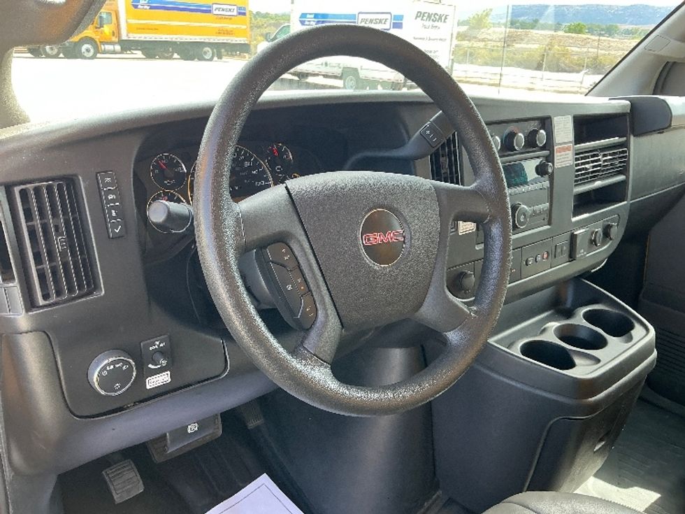 Light Duty Box Truck-Light and Medium Duty Trucks-GMC-2022-Savana G33903-Grand Junction-CO-68,754\n\t\tmiles-$ 31,500 - Image 17