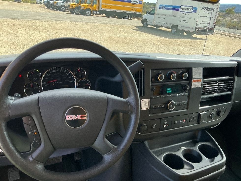 Light Duty Box Truck-Light and Medium Duty Trucks-GMC-2022-Savana G33903-Grand Junction-CO-68,754\n\t\tmiles-$ 31,500 - Image 18