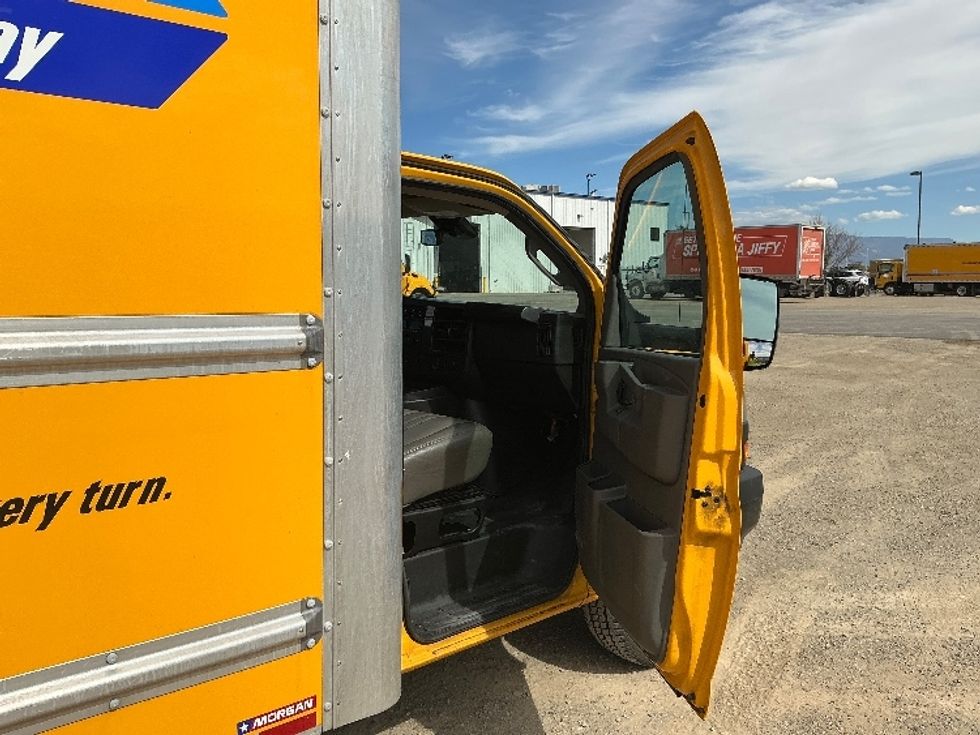 Light Duty Box Truck-Light and Medium Duty Trucks-GMC-2022-Savana G33903-Grand Junction-CO-68,754\n\t\tmiles-$ 31,500 - Image 20