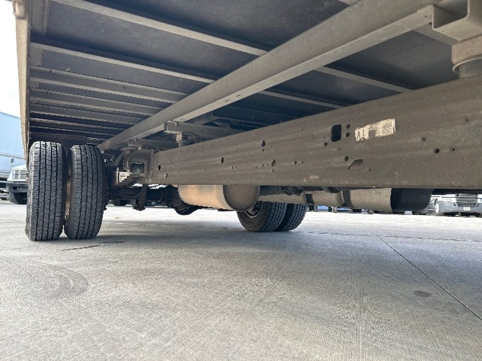 Light Duty Box Truck-Light and Medium Duty Trucks-GMC-2022-Savana G33903-Greeley-CO-85,706\n\t\tmiles-$ 31,250 - Image 14