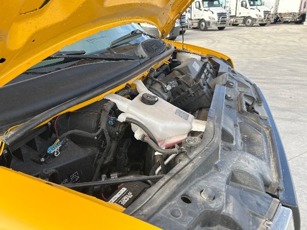 Light Duty Box Truck-Light and Medium Duty Trucks-GMC-2022-Savana G33903-Greeley-CO-85,706\n\t\tmiles-$ 31,250 - Image 23