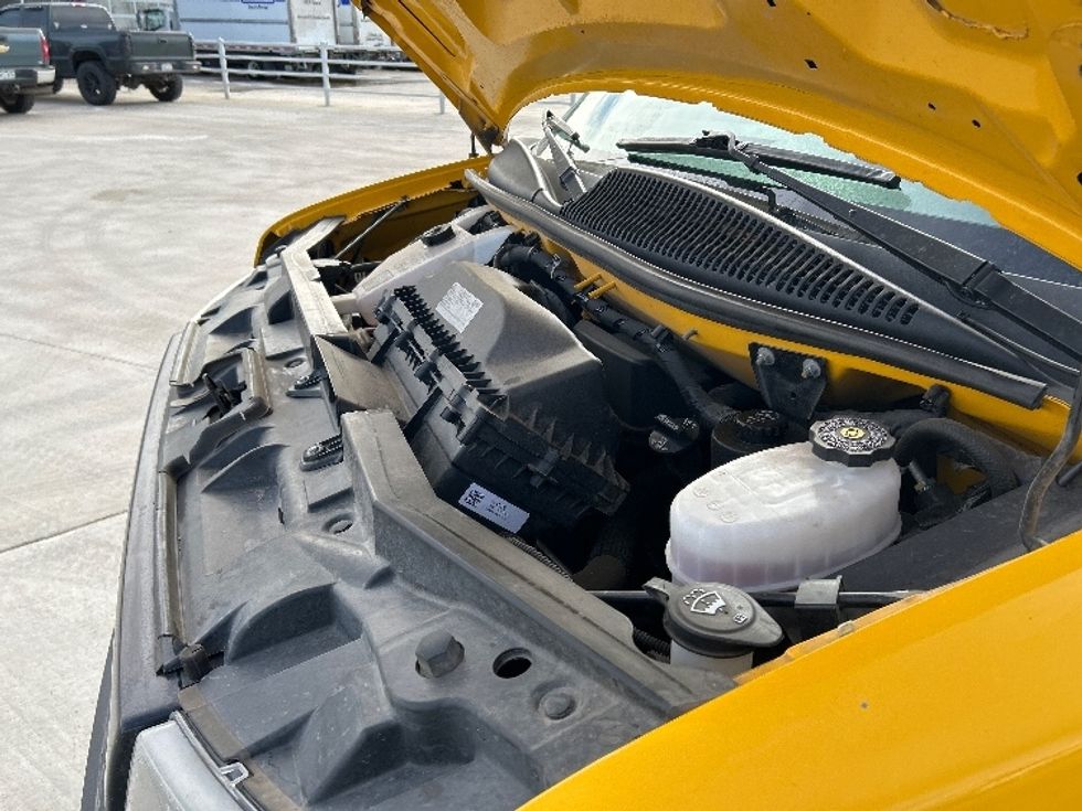 Light Duty Box Truck-Light and Medium Duty Trucks-GMC-2022-Savana G33903-Greeley-CO-85,706\n\t\tmiles-$ 31,250 - Image 24