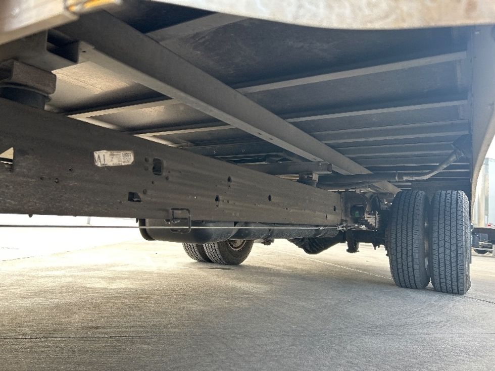 Light Duty Box Truck-Light and Medium Duty Trucks-GMC-2022-Savana G33903-Greeley-CO-85,706\n\t\tmiles-$ 31,250 - Image 5