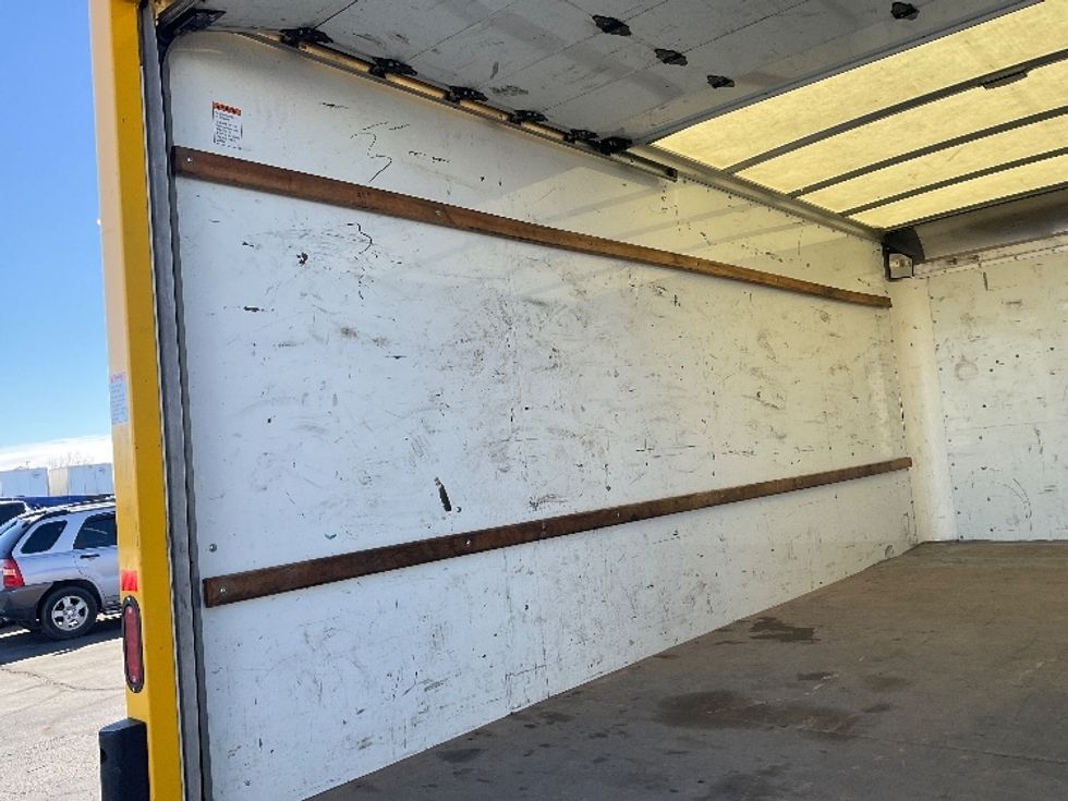 Light Duty Box Truck-Light and Medium Duty Trucks-GMC-2022-Savana G33903-Greeley-CO-88,173\n\t\tmiles-$ 31,250 - Image 11