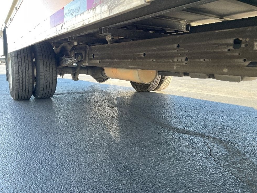 Light Duty Box Truck-Light and Medium Duty Trucks-GMC-2022-Savana G33903-Greeley-CO-88,173\n\t\tmiles-$ 31,250 - Image 14