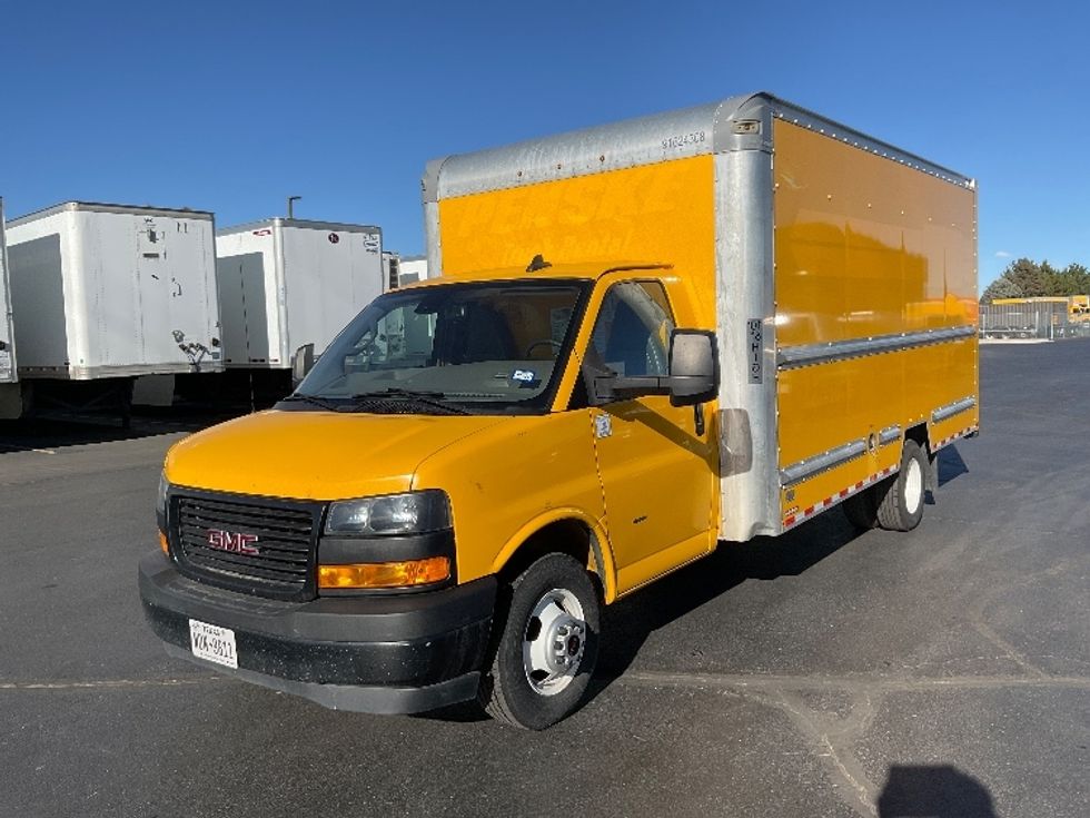 Light Duty Box Truck-Light and Medium Duty Trucks-GMC-2022-Savana G33903-Greeley-CO-88,173\n\t\tmiles-$ 31,250 - Image 3