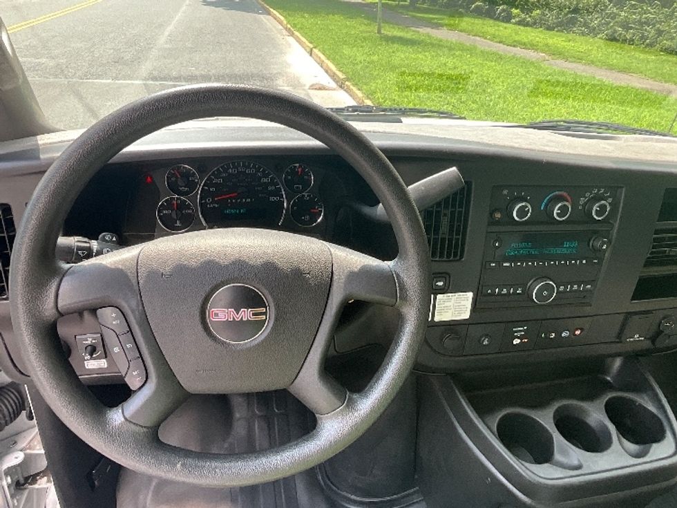 Light Duty Box Truck-Light and Medium Duty Trucks-GMC-2022-Savana G33903-Greensboro-NC-142,240\n\t\tmiles-$ 24,500 - Image 18