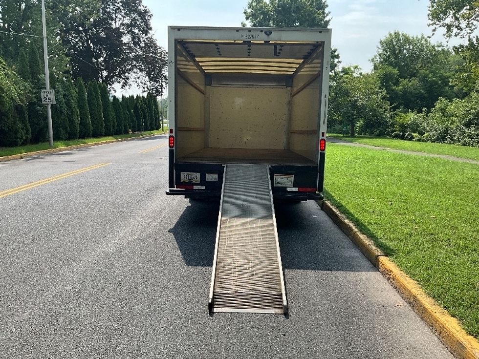 Light Duty Box Truck-Light and Medium Duty Trucks-GMC-2022-Savana G33903-Greensboro-NC-142,240\n\t\tmiles-$ 24,500 - Image 9