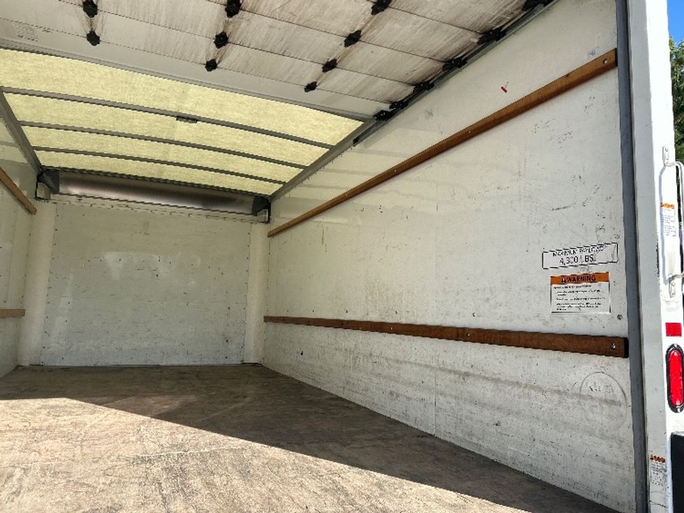 Light Duty Box Truck-Light and Medium Duty Trucks-GMC-2022-Savana G33903-Greensboro-NC-160,949\n\t\tmiles-$ 19,500 - Image 12