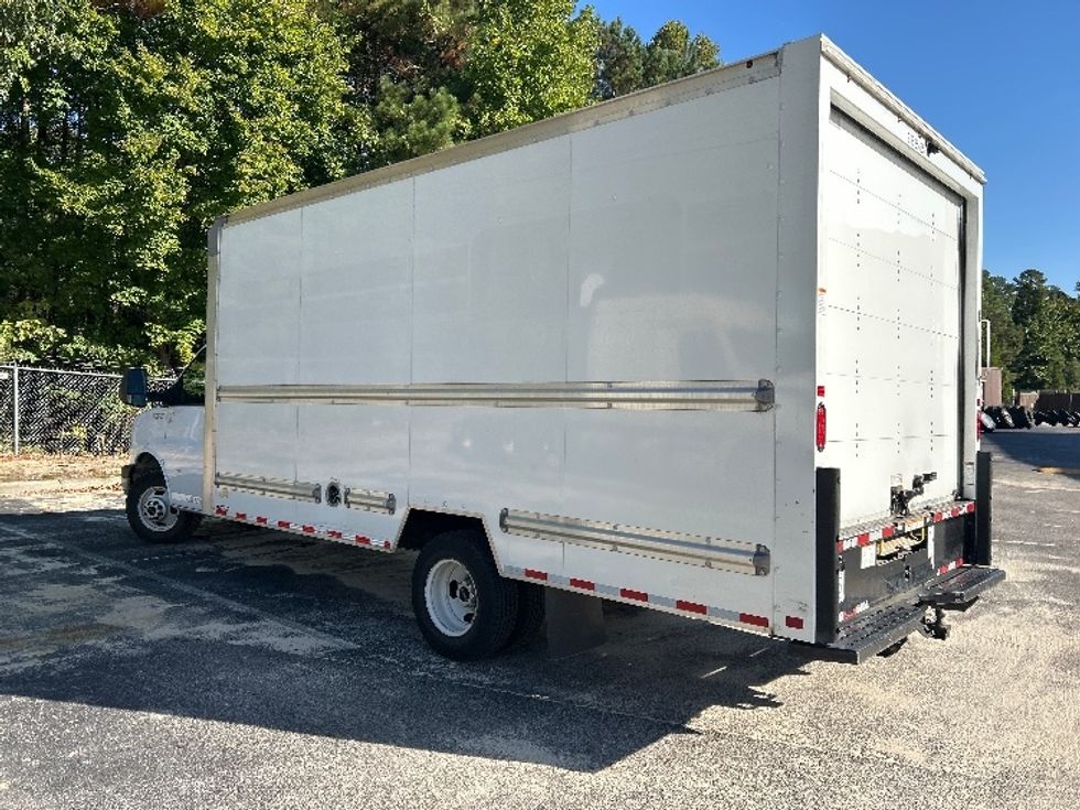 Light Duty Box Truck-Light and Medium Duty Trucks-GMC-2022-Savana G33903-Greensboro-NC-160,949\n\t\tmiles-$ 19,500 - Image 6