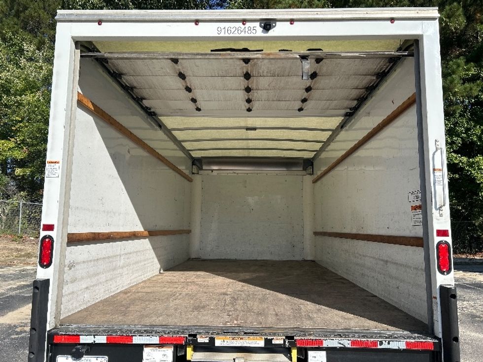 Light Duty Box Truck-Light and Medium Duty Trucks-GMC-2022-Savana G33903-Greensboro-NC-160,949\n\t\tmiles-$ 19,500 - Image 8