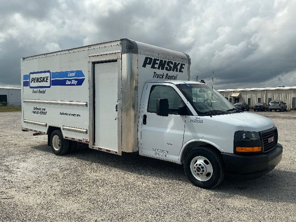 Light Duty Box Truck-Light and Medium Duty Trucks-GMC-2022-Savana G33903-Gulfport-MS-65,355\n\t\tmiles-$ 38,500 - Image 1