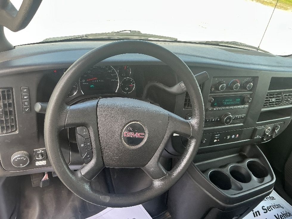 Light Duty Box Truck-Light and Medium Duty Trucks-GMC-2022-Savana G33903-Gulfport-MS-65,355\n\t\tmiles-$ 38,500 - Image 18