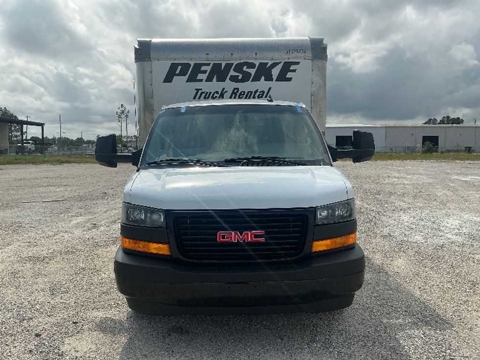 Light Duty Box Truck-Light and Medium Duty Trucks-GMC-2022-Savana G33903-Gulfport-MS-65,355\n\t\tmiles-$ 38,500 - Image 2