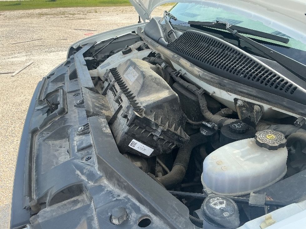 Light Duty Box Truck-Light and Medium Duty Trucks-GMC-2022-Savana G33903-Gulfport-MS-65,355\n\t\tmiles-$ 38,500 - Image 24