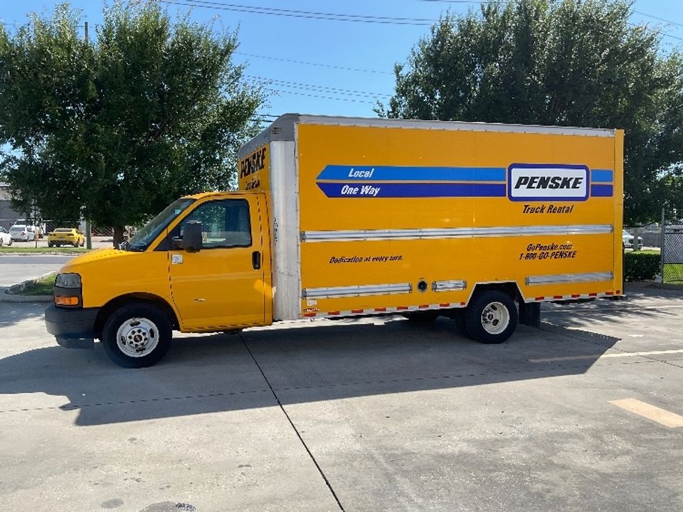 Light Duty Box Truck-Light and Medium Duty Trucks-GMC-2022-Savana G33903-Harahan-LA-100,413\n\t\tmiles-$ 28,750 - Image 4