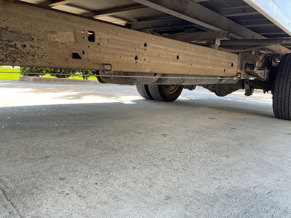 Light Duty Box Truck-Light and Medium Duty Trucks-GMC-2022-Savana G33903-Harahan-LA-100,413\n\t\tmiles-$ 28,750 - Image 5