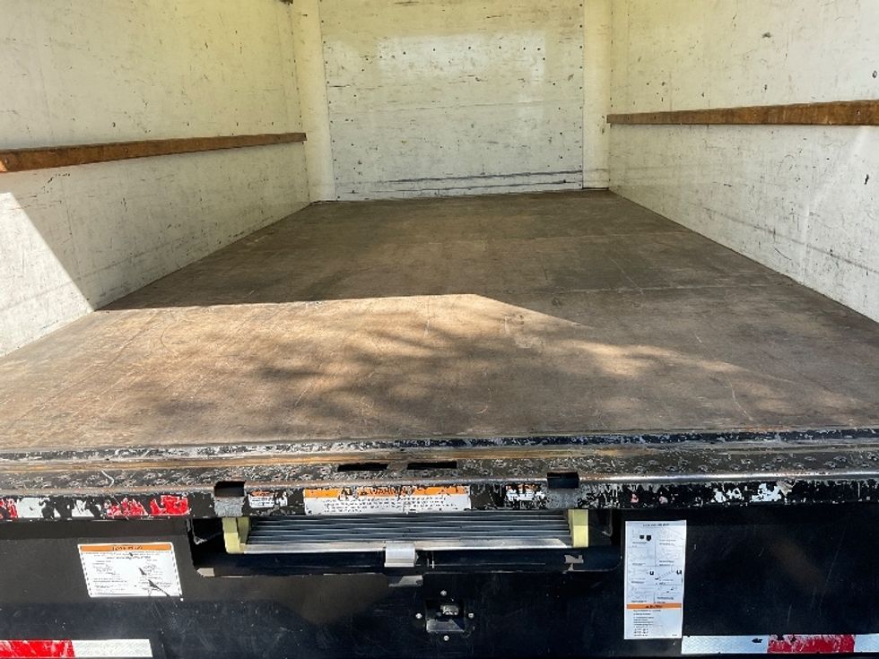 Light Duty Box Truck-Light and Medium Duty Trucks-GMC-2022-Savana G33903-Harahan-LA-100,413\n\t\tmiles-$ 28,750 - Image 9