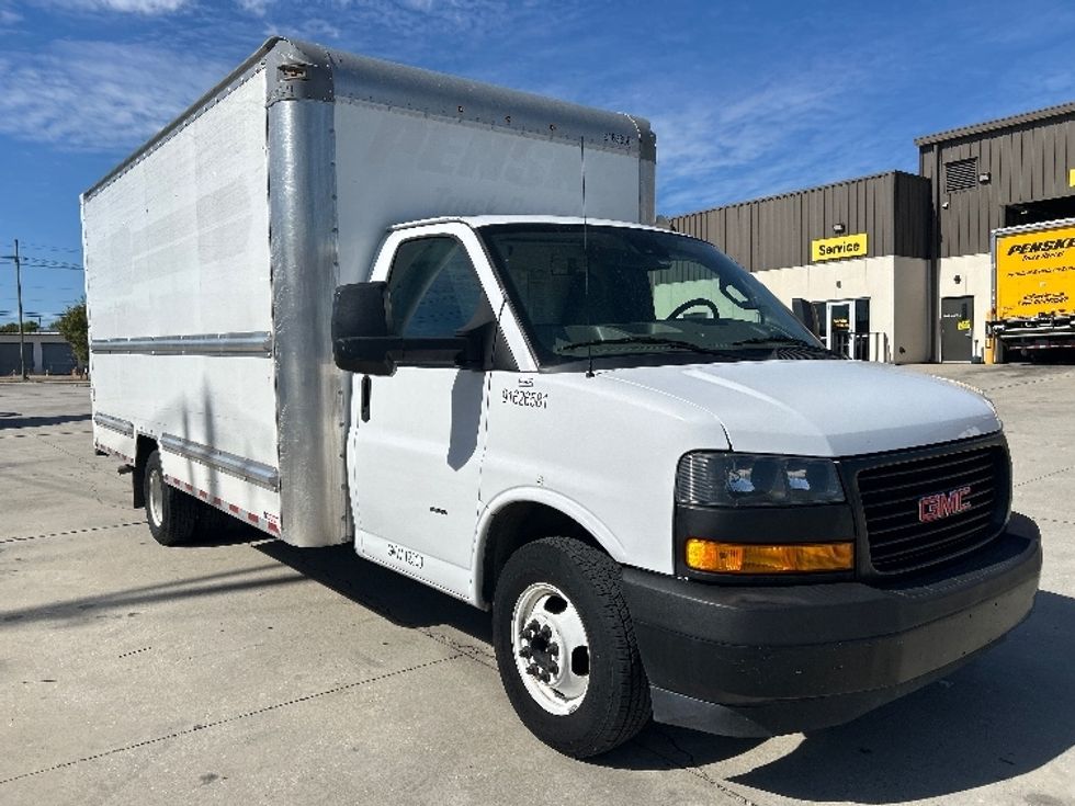 Light Duty Box Truck-Light and Medium Duty Trucks-GMC-2022-Savana G33903-Harahan-LA-78,855\n\t\tmiles-$ 33,750 - Image 1