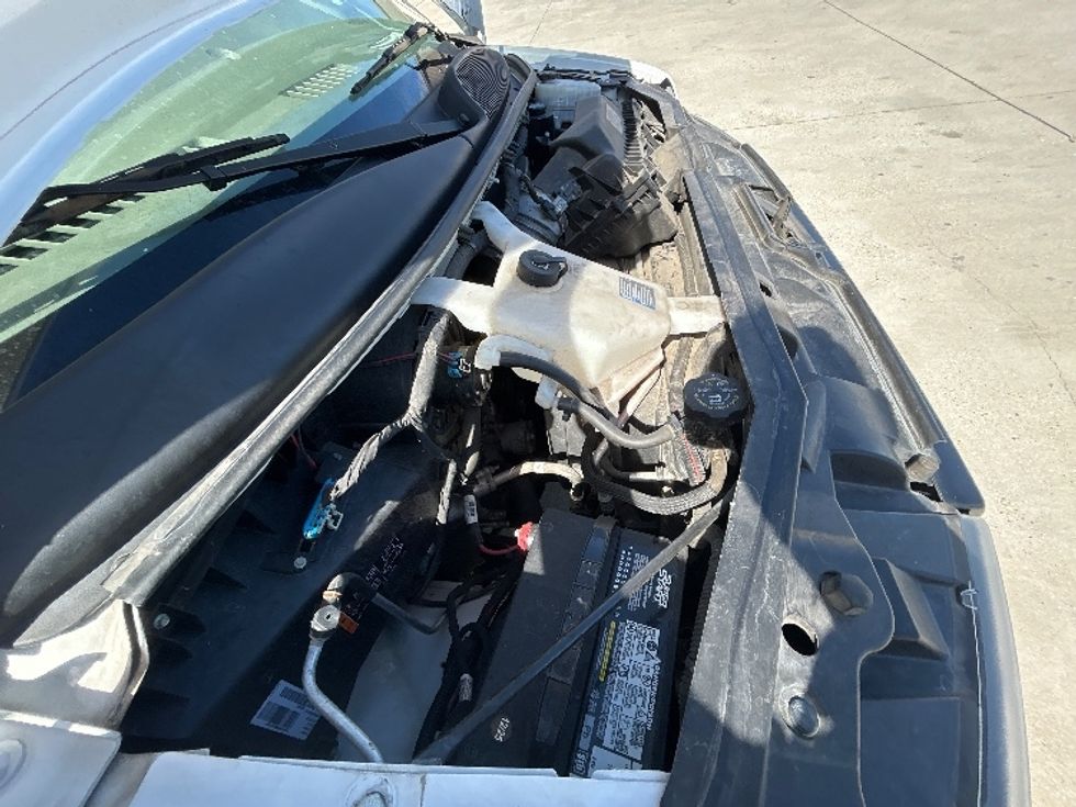 Light Duty Box Truck-Light and Medium Duty Trucks-GMC-2022-Savana G33903-Harahan-LA-78,855\n\t\tmiles-$ 33,750 - Image 21