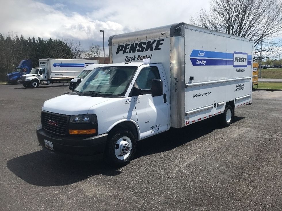 Light Duty Box Truck-Light and Medium Duty Trucks-GMC-2022-Savana G33903-Harrisburg-PA-29,715\n\t\tmiles-$ 42,500 - Image 3