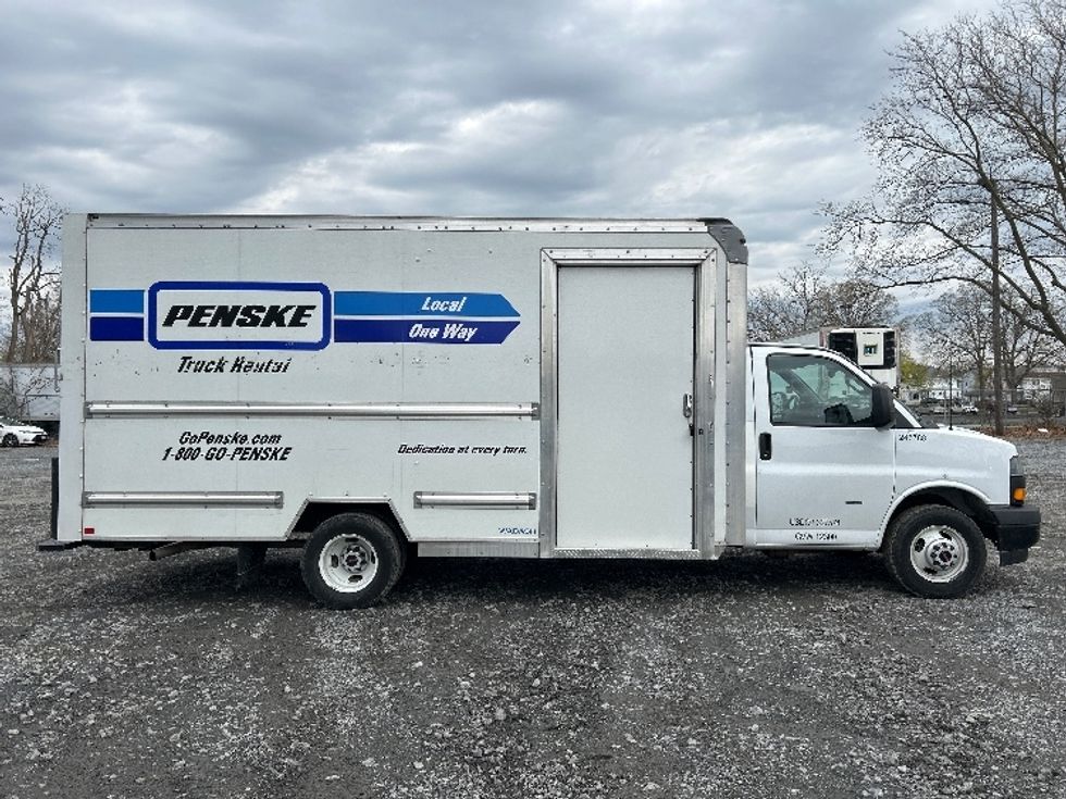 Light Duty Box Truck-Light and Medium Duty Trucks-GMC-2022-Savana G33903-Harrisburg-PA-39,097\n\t\tmiles-$ 41,500 - Image 15
