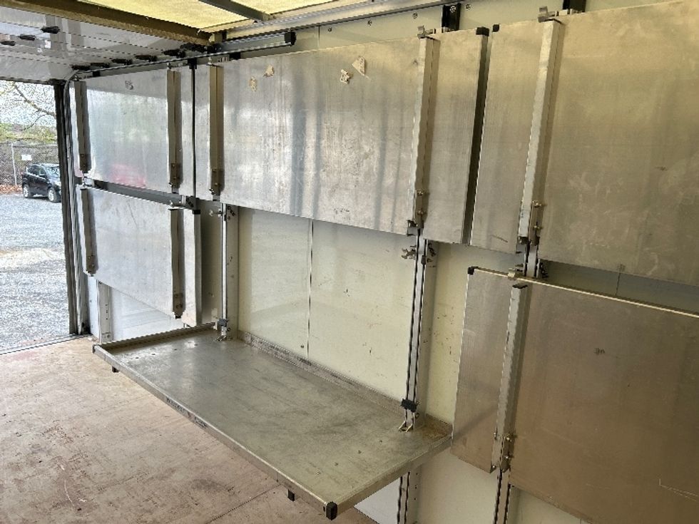 Light Duty Box Truck-Light and Medium Duty Trucks-GMC-2022-Savana G33903-Harrisburg-PA-39,097\n\t\tmiles-$ 41,500 - Image 25