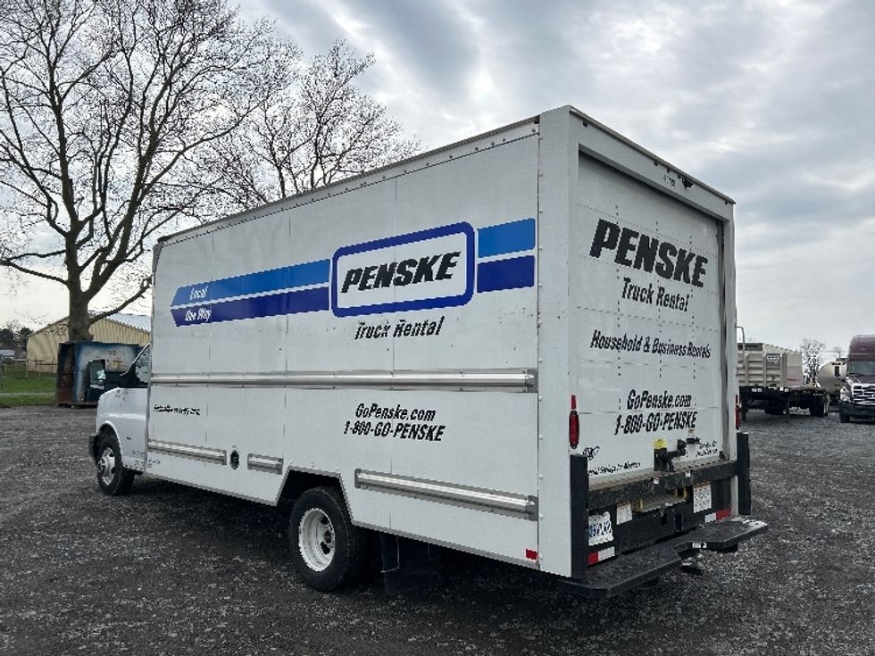 Light Duty Box Truck-Light and Medium Duty Trucks-GMC-2022-Savana G33903-Harrisburg-PA-39,097\n\t\tmiles-$ 41,500 - Image 6