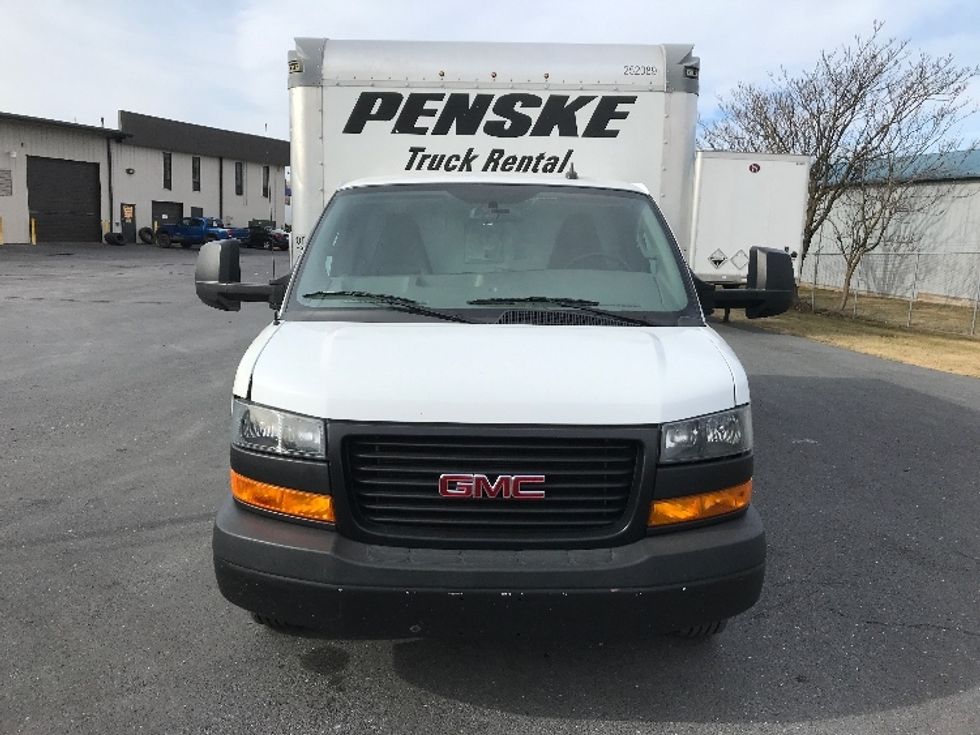 Light Duty Box Truck-Light and Medium Duty Trucks-GMC-2022-Savana G33903-Harrisonburg-VA-44,877\n\t\tmiles-$ 43,750 - Image 2