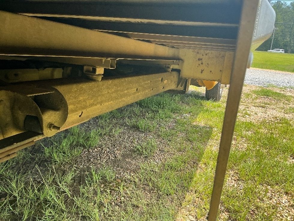 Light Duty Box Truck-Light and Medium Duty Trucks-GMC-2022-Savana G33903-Hattiesburg-MS-118,592\n\t\tmiles-$ 25,750 - Image 14