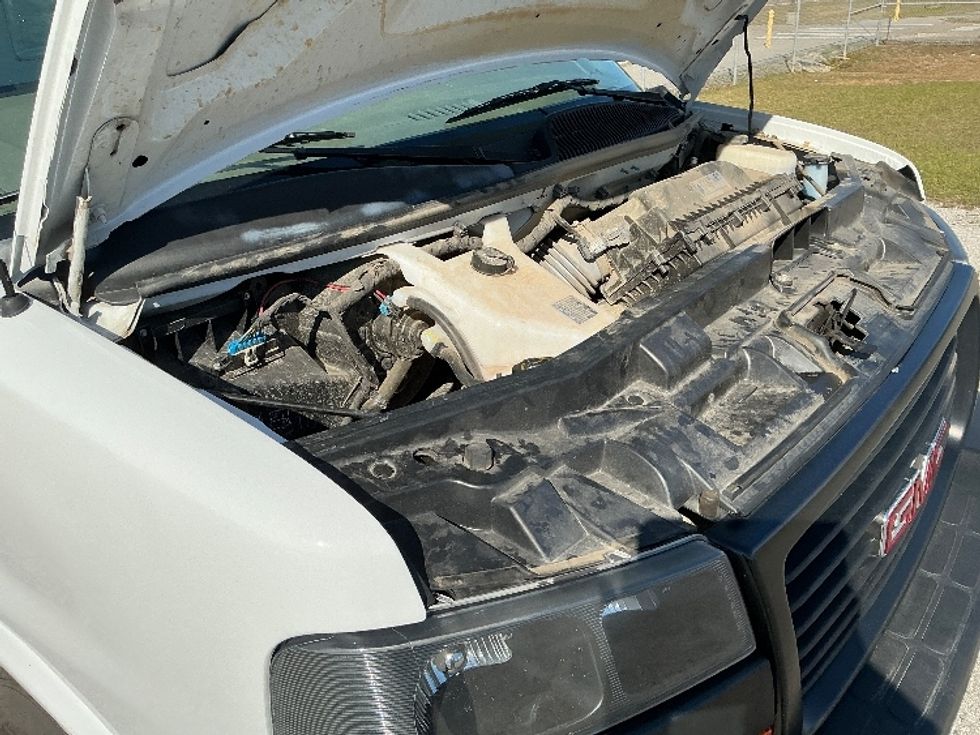 Light Duty Box Truck-Light and Medium Duty Trucks-GMC-2022-Savana G33903-Hattiesburg-MS-49,700\n\t\tmiles-$ 41,250 - Image 23