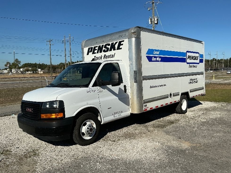 Light Duty Box Truck-Light and Medium Duty Trucks-GMC-2022-Savana G33903-Hattiesburg-MS-49,700\n\t\tmiles-$ 41,250 - Image 3