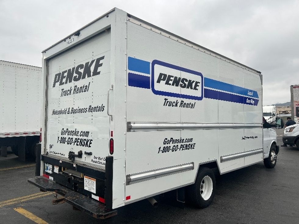 Light Duty Box Truck-Light and Medium Duty Trucks-GMC-2022-Savana G33903-Hayward-CA-93,403\n\t\tmiles-$ 30,250 - Image 13