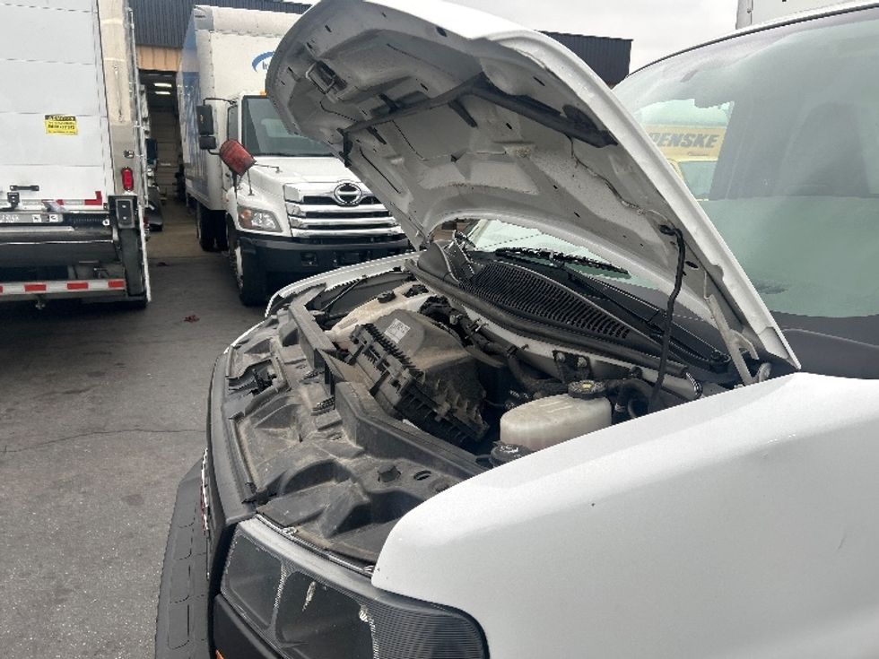 Light Duty Box Truck-Light and Medium Duty Trucks-GMC-2022-Savana G33903-Hayward-CA-93,403\n\t\tmiles-$ 30,250 - Image 24